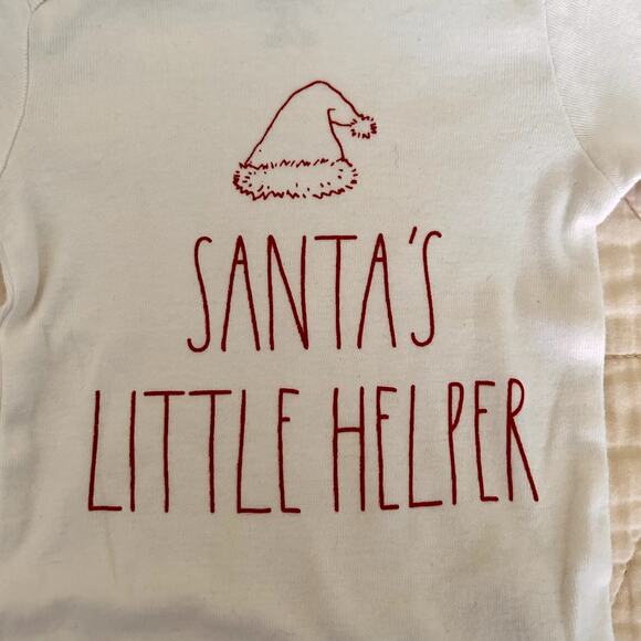 Rae Dunn Baby Santa´s Little Helper White Christmast Onesie Size 6-9 M - Picture 6 of 9